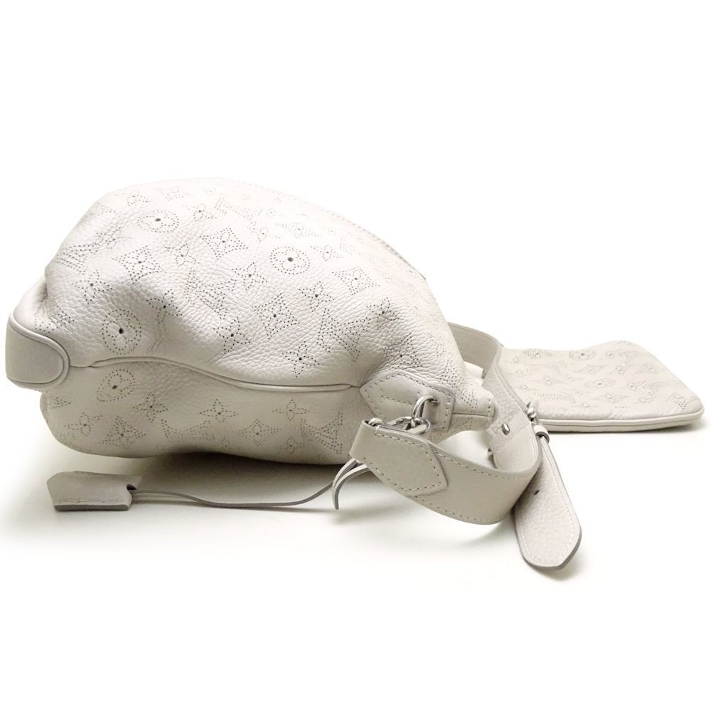 Louis Vuitton Selene MM Mahina Shoulder Bag - Picture 2 of 8
